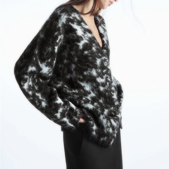COS Tortoiseshell-Jacquard Alpaca-Blend Cardigan - Picture 1 of 8